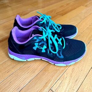 Under Armour Sneakers